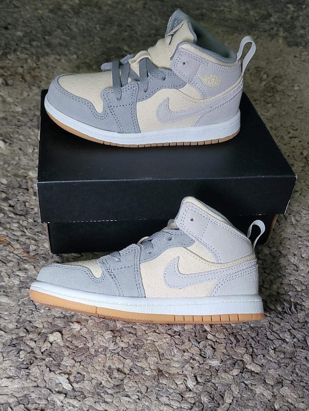Nike Kids High-Top Sneakers - Cream & Light Gray with Gum Sole